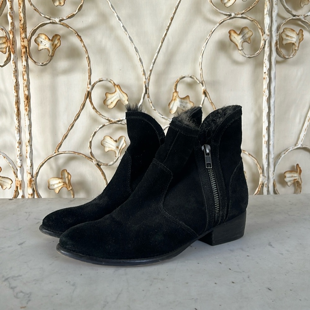 Seychelles faux fur and suede zip-up booties